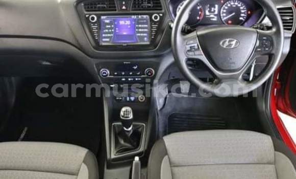 Tenga Tsaru Hyundai i20 Tsvuku Mota in Harare in Harare Tenga Tsaru Hyundai i20 Tsvuku Mota in Harare in Harare