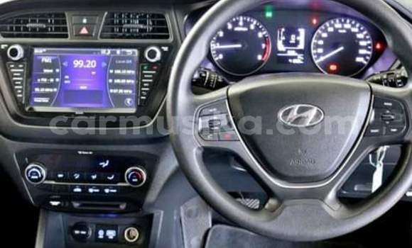 Tenga Tsaru Hyundai i20 Tsvuku Mota in Harare in Harare Tenga Tsaru Hyundai i20 Tsvuku Mota in Harare in Harare