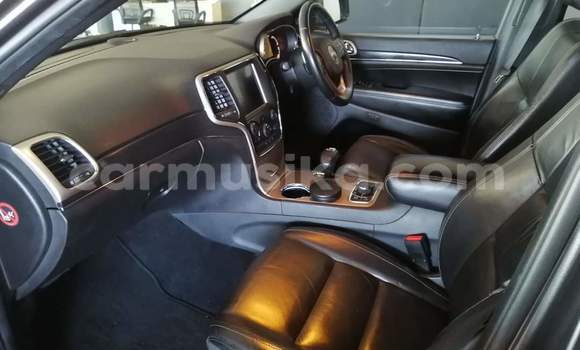 Buy Used Jeep Grand Cherokee Silver Car in Beitbridge in Matabeleland South Buy Used Jeep Grand Cherokee Silver Car in Beitbridge in Matabeleland South