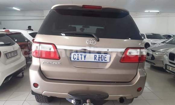 Buy Used Toyota Fortuner Silver Car in Beitbridge in Matabeleland South Buy Used Toyota Fortuner Silver Car in Beitbridge in Matabeleland South