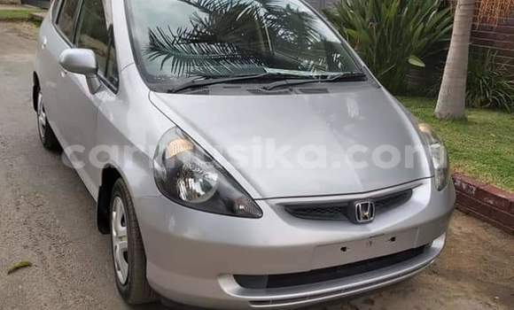 Buy Used Honda Fit Silver Car in Beitbridge in Matabeleland South Buy Used Honda Fit Silver Car in Beitbridge in Matabeleland South