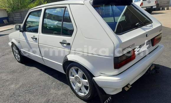 Buy Used Volkswagen Golf White Car in Beitbridge in Matabeleland South Buy Used Volkswagen Golf White Car in Beitbridge in Matabeleland South