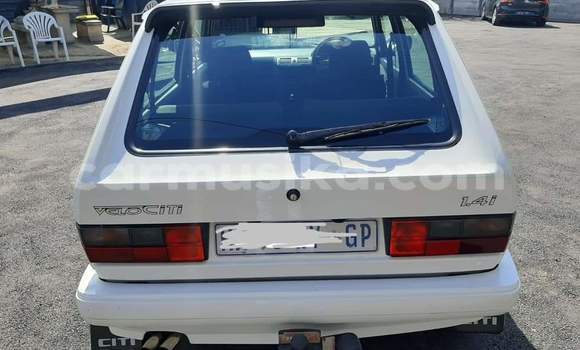 Buy Used Volkswagen Golf White Car in Beitbridge in Matabeleland South Buy Used Volkswagen Golf White Car in Beitbridge in Matabeleland South