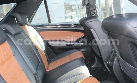 Buy Used Mercedes‒Benz ML–Class White Car in Beitbridge in Matabeleland South Buy Used Mercedes‒Benz ML–Class White Car in Beitbridge in Matabeleland South