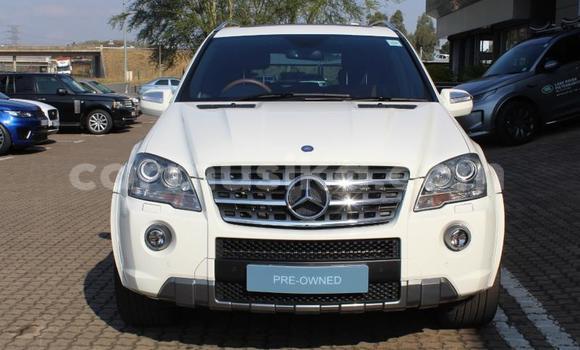 Buy Used Mercedes‒Benz ML–Class White Car in Beitbridge in Matabeleland South Buy Used Mercedes‒Benz ML–Class White Car in Beitbridge in Matabeleland South