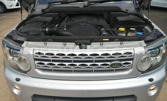 Nunua Ilio tumika Land Rover Discovery Fedha Gari ndani ya Beitbridge nchini Matabeleland Kusini Nunua Ilio tumika Land Rover Discovery Fedha Gari ndani ya Beitbridge nchini Matabeleland Kusini