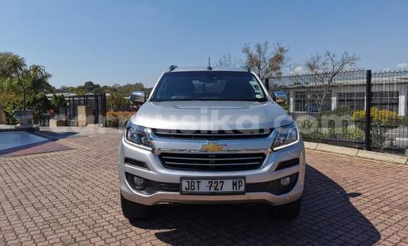 Acheter Occasion Voiture Chevrolet TrailBlazer Gris à Beitbridge, Matabeleland South Acheter Occasion Voiture Chevrolet TrailBlazer Gris à Beitbridge, Matabeleland South