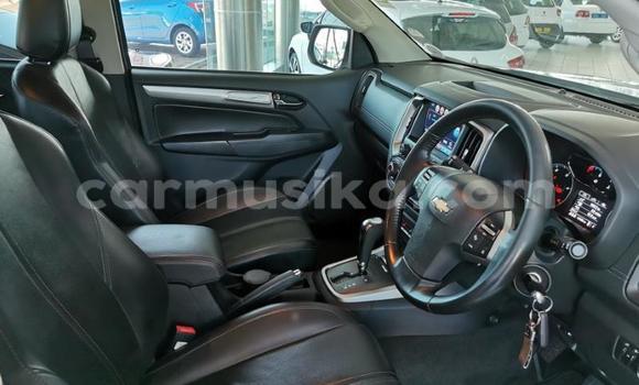 Acheter Occasion Voiture Chevrolet TrailBlazer Gris à Beitbridge, Matabeleland South Acheter Occasion Voiture Chevrolet TrailBlazer Gris à Beitbridge, Matabeleland South