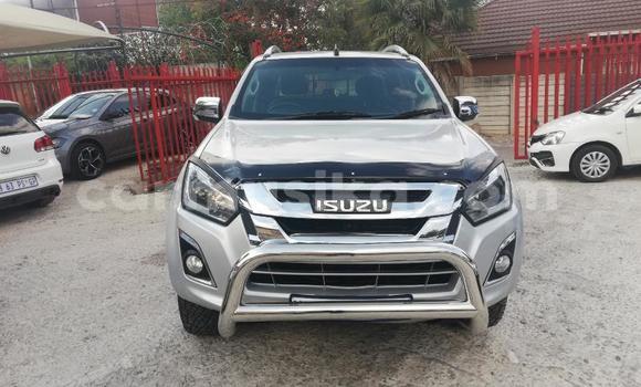 Acheter Occasion Voiture Isuzu KB Blanc à Beitbridge, Matabeleland South Acheter Occasion Voiture Isuzu KB Blanc à Beitbridge, Matabeleland South