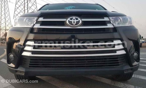 Tenga Imported Toyota Highlander Nhema Mota in Import - Dubai in Harare Tenga Imported Toyota Highlander Nhema Mota in Import - Dubai in Harare