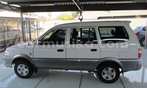 Buy Used Toyota 4Runner White Car in Borrowdale in Harare