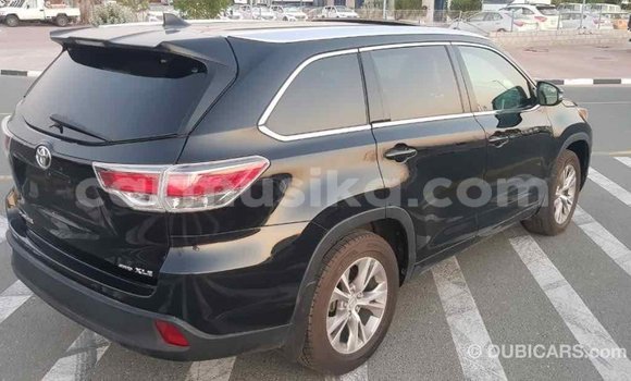 Tenga Imported Toyota Highlander Nhema Mota in Import - Dubai in Harare Tenga Imported Toyota Highlander Nhema Mota in Import - Dubai in Harare