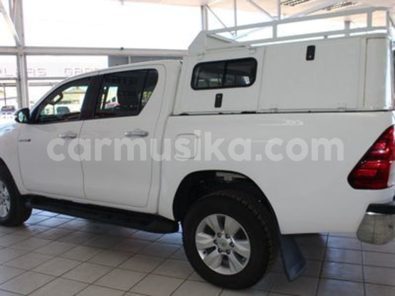 Big with watermark toyota hilux bulawayo bulawayo 17079