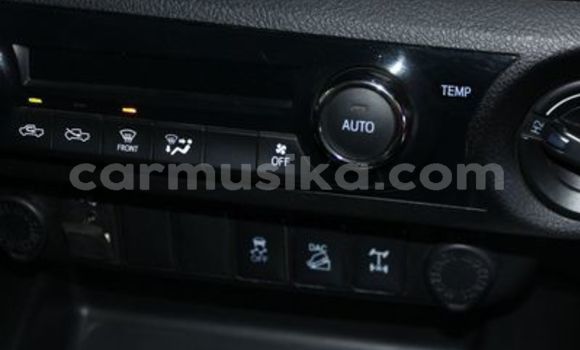 Acheter Occasion Voiture Toyota Hilux Blanc à Bulawayo, Bulawayo Acheter Occasion Voiture Toyota Hilux Blanc à Bulawayo, Bulawayo