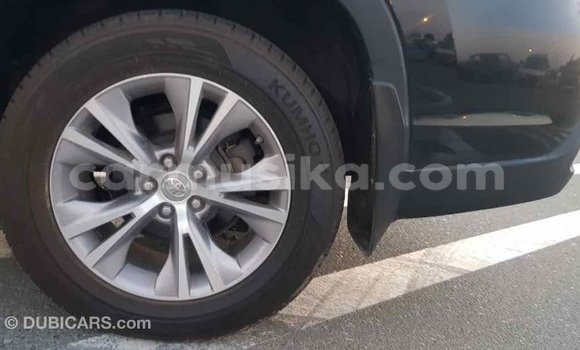 Tenga Imported Toyota Highlander Nhema Mota in Import - Dubai in Harare Tenga Imported Toyota Highlander Nhema Mota in Import - Dubai in Harare