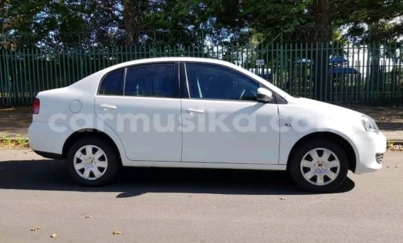 Acheter Occasion Voiture Volkswagen Polo Blanc à Alexandra Park, Harare Acheter Occasion Voiture Volkswagen Polo Blanc à Alexandra Park, Harare