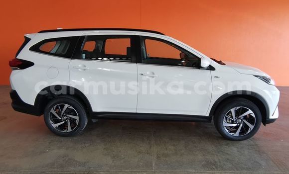 Buy Used Toyota Rush White Car in Beitbridge in Matabeleland South Buy Used Toyota Rush White Car in Beitbridge in Matabeleland South