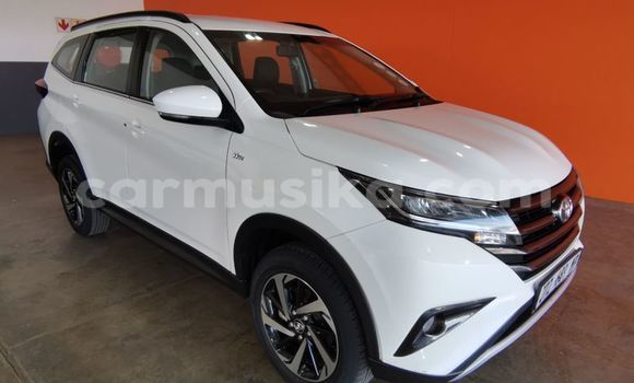 Buy Used Toyota Rush White Car in Beitbridge in Matabeleland South Buy Used Toyota Rush White Car in Beitbridge in Matabeleland South