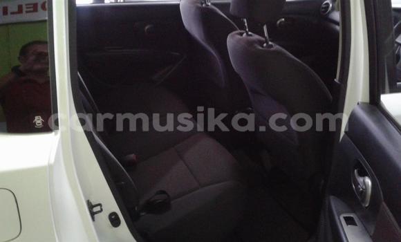 Acheter Occasion Voiture Nissan Avenir Blanc à Beitbridge, Matabeleland South Acheter Occasion Voiture Nissan Avenir Blanc à Beitbridge, Matabeleland South