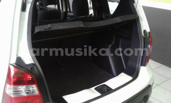 Acheter Occasion Voiture Nissan Avenir Blanc à Beitbridge, Matabeleland South Acheter Occasion Voiture Nissan Avenir Blanc à Beitbridge, Matabeleland South