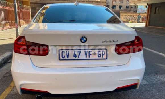 Acheter Occasion Voiture BMW 3–Series Blanc à Beitbridge, Matabeleland South Acheter Occasion Voiture BMW 3–Series Blanc à Beitbridge, Matabeleland South
