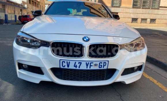 Acheter Occasion Voiture BMW 3–Series Blanc à Beitbridge, Matabeleland South Acheter Occasion Voiture BMW 3–Series Blanc à Beitbridge, Matabeleland South