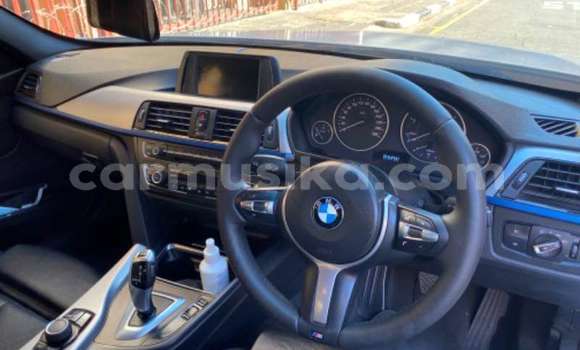 Acheter Occasion Voiture BMW 3–Series Blanc à Beitbridge, Matabeleland South Acheter Occasion Voiture BMW 3–Series Blanc à Beitbridge, Matabeleland South