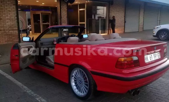 Acheter Occasion Voiture BMW 3–Series Rouge à Beitbridge, Matabeleland South Acheter Occasion Voiture BMW 3–Series Rouge à Beitbridge, Matabeleland South