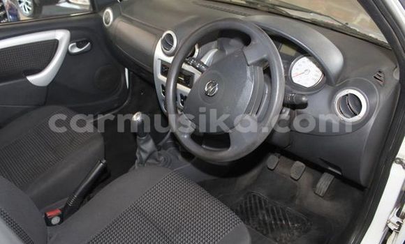 Tenga Tsaru Nissan NV200 Chena Mota in Borrowdale in Harare Tenga Tsaru Nissan NV200 Chena Mota in Borrowdale in Harare