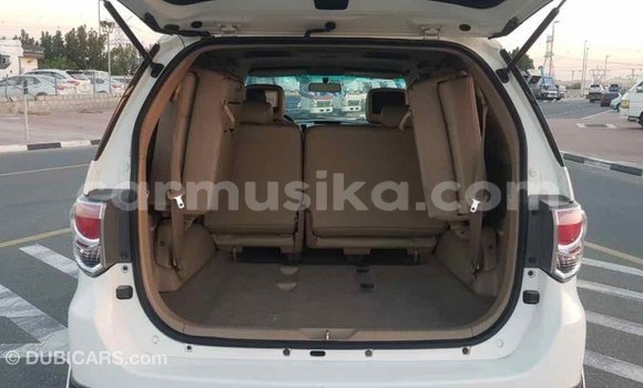 Tenga Imported Toyota Fortuner Chena Mota in Import - Dubai in Harare Tenga Imported Toyota Fortuner Chena Mota in Import - Dubai in Harare