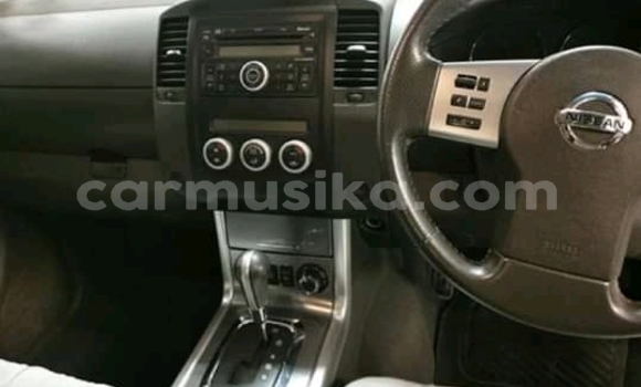 Acheter Occasion Voiture Nissan Navara Blanc à Bulawayo, Bulawayo Acheter Occasion Voiture Nissan Navara Blanc à Bulawayo, Bulawayo