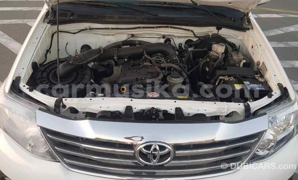 Tenga Imported Toyota Fortuner Chena Mota in Import - Dubai in Harare Tenga Imported Toyota Fortuner Chena Mota in Import - Dubai in Harare