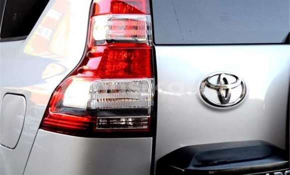 Tenga Tsaru Toyota Land Cruiser Prado Sirivha Mota in Beitbridge in Matabeleland South Tenga Tsaru Toyota Land Cruiser Prado Sirivha Mota in Beitbridge in Matabeleland South