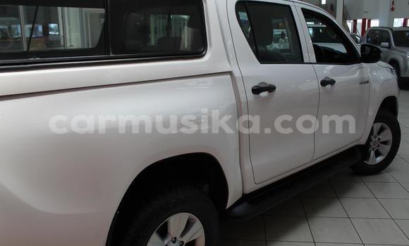 Acheter Occasion Voiture Toyota Hilux Blanc à Harare, Harare Acheter Occasion Voiture Toyota Hilux Blanc à Harare, Harare