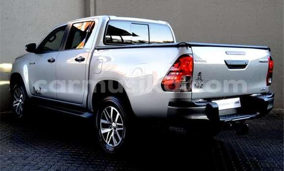 Acheter Occasion Voiture Toyota Hilux Gris à Beitbridge, Matabeleland South Acheter Occasion Voiture Toyota Hilux Gris à Beitbridge, Matabeleland South