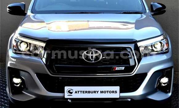 Acheter Occasion Voiture Toyota Hilux Gris à Beitbridge, Matabeleland South Acheter Occasion Voiture Toyota Hilux Gris à Beitbridge, Matabeleland South