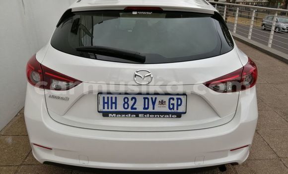 Buy Used Mazda Mazda 2 White Car in Beitbridge in Matabeleland South Buy Used Mazda Mazda 2 White Car in Beitbridge in Matabeleland South