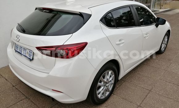Buy Used Mazda Mazda 2 White Car in Beitbridge in Matabeleland South Buy Used Mazda Mazda 2 White Car in Beitbridge in Matabeleland South