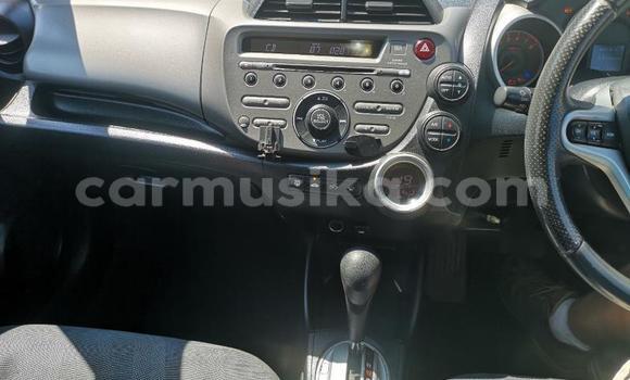 Buy Used Honda Fit White Car in Beitbridge in Matabeleland South Buy Used Honda Fit White Car in Beitbridge in Matabeleland South