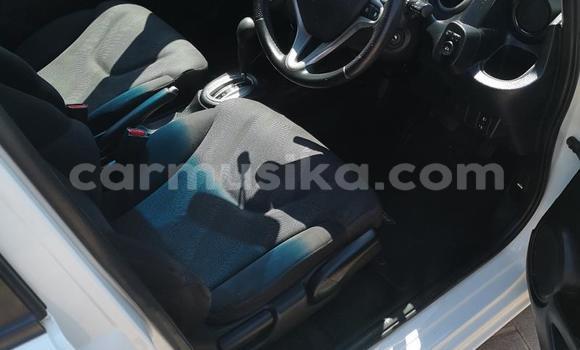 Buy Used Honda Fit White Car in Beitbridge in Matabeleland South Buy Used Honda Fit White Car in Beitbridge in Matabeleland South