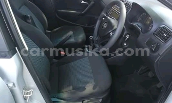 Acheter Occasion Voiture Volkswagen Polo Blanc à Bulawayo, Bulawayo Acheter Occasion Voiture Volkswagen Polo Blanc à Bulawayo, Bulawayo