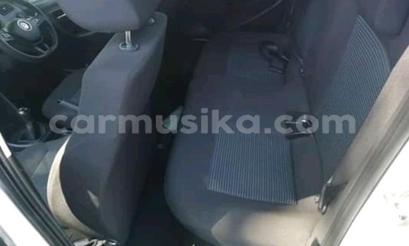 Acheter Occasion Voiture Volkswagen Polo Blanc à Bulawayo, Bulawayo Acheter Occasion Voiture Volkswagen Polo Blanc à Bulawayo, Bulawayo