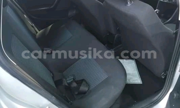 Acheter Occasion Voiture Volkswagen Polo Blanc à Bulawayo, Bulawayo Acheter Occasion Voiture Volkswagen Polo Blanc à Bulawayo, Bulawayo