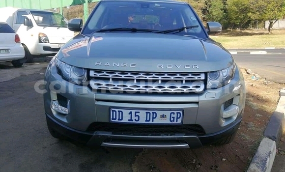 Nunua Ilio tumika Land Rover Range Rover Evoque Fedha Gari ndani ya Beitbridge nchini Matabeleland Kusini Nunua Ilio tumika Land Rover Range Rover Evoque Fedha Gari ndani ya Beitbridge nchini Matabeleland Kusini