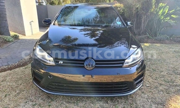 Tenga Tsaru Volkswagen Golf R Nhema Mota in Beitbridge in Matabeleland South Tenga Tsaru Volkswagen Golf R Nhema Mota in Beitbridge in Matabeleland South