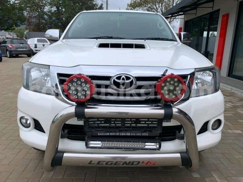 Big with watermark toyota hilux matabeleland south beitbridge 17124