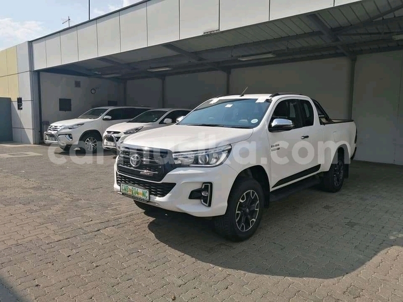 Big with watermark toyota hilux matabeleland south beitbridge 17129