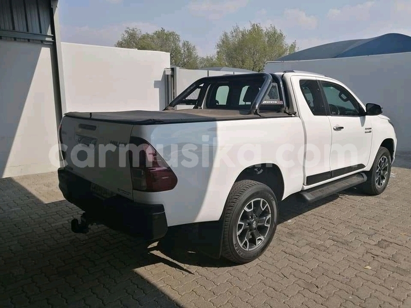 Big with watermark toyota hilux matabeleland south beitbridge 17129