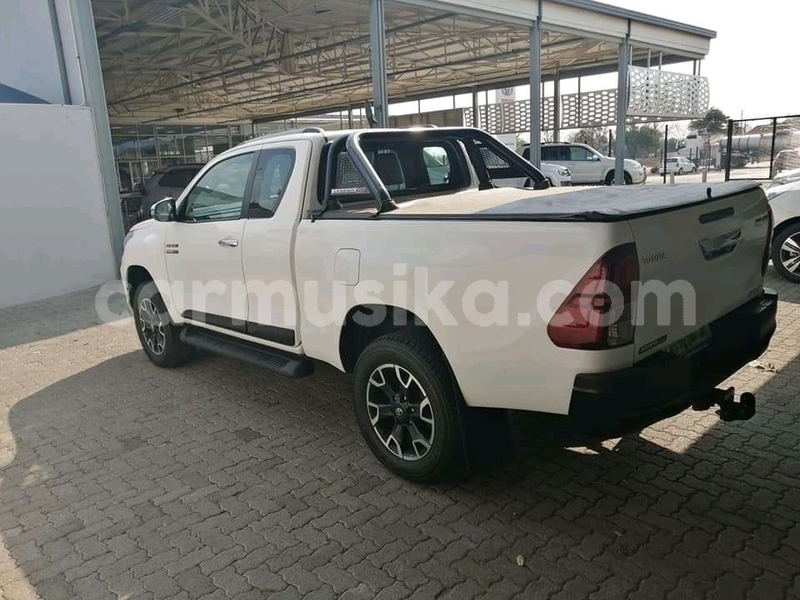 Big with watermark toyota hilux matabeleland south beitbridge 17129