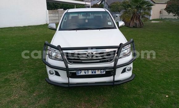 Acheter Occasion Voiture Toyota Hilux Blanc à Kwekwe, Midlands Acheter Occasion Voiture Toyota Hilux Blanc à Kwekwe, Midlands